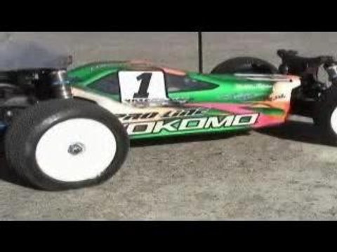 Buggy Yokomo 1/10 EP Skate park Vs BMX