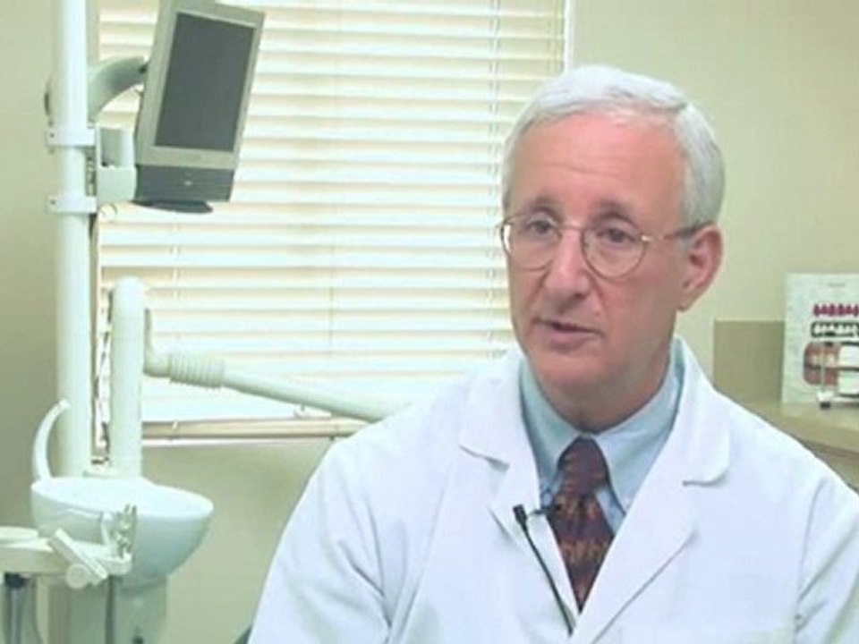 Oral Surgery, Wisdom Teeth : How will my oral surgeon determine if my wisdom teeth need to be removed?