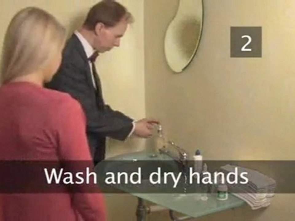 How To Remove Contact Lenses