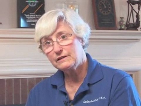 How To Install Your Forward Facing Child Safety Seat Using The Latch System : How do I install my forward-facing child safety seat using the LATCH system?