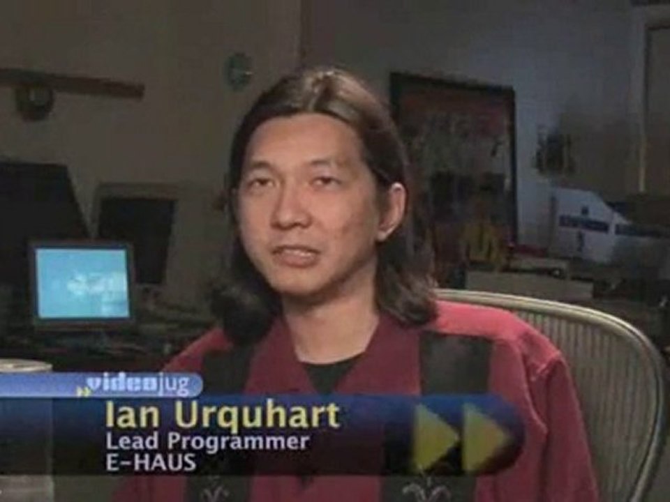 Computer Hardware And Software : What is a "plug in"?