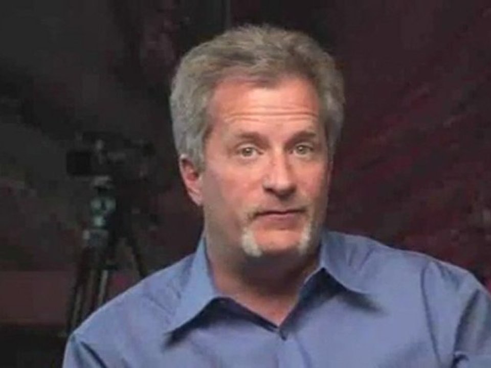 High-Definition Camcorders : What are the pros and cons of using an HDV camcorder instead of a DV camcorder?