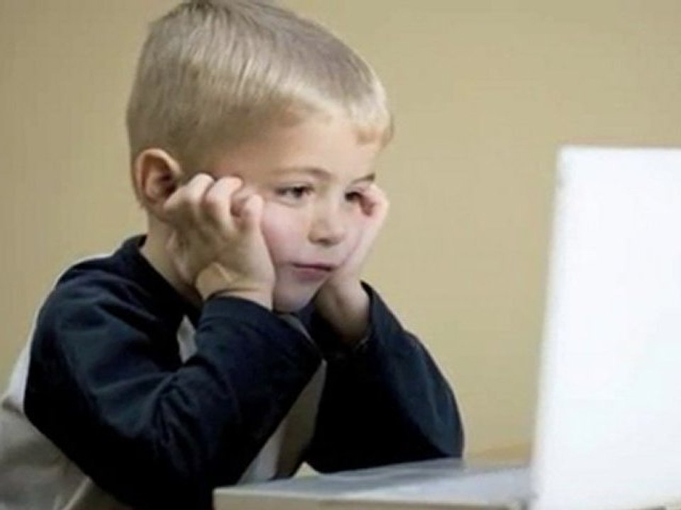 Internet Safety : How do I keep my kids safe on the Internet?