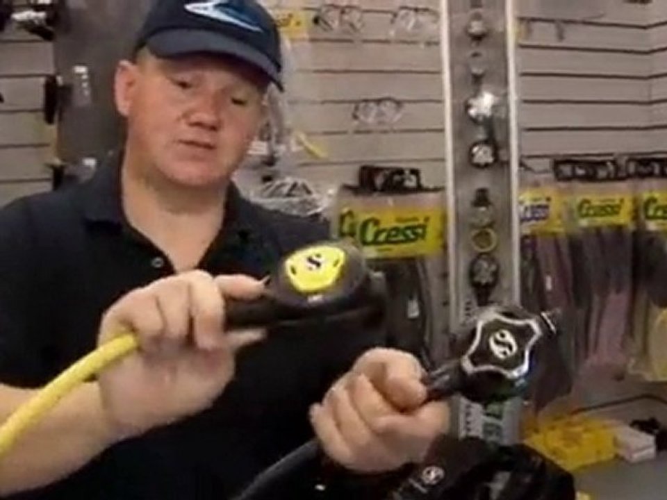 How To Use A Scuba Regulator