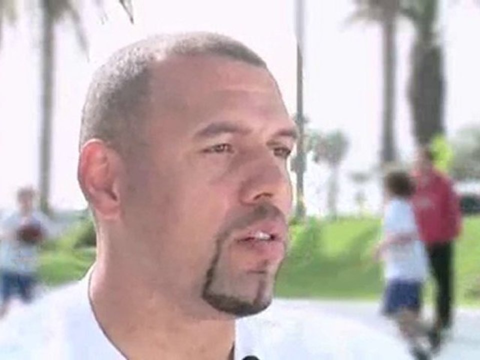 Defense In Basketball : When should I switch off my player in a 'man-to-man' defense?