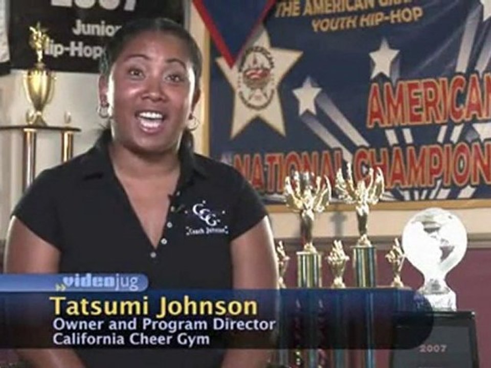 History Of Cheerleading : When was the first cheerleader association started?