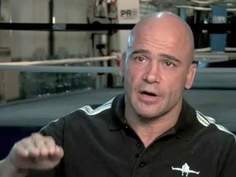 Mixed Martial Arts Training Tips : How much should I train to be a pro MMA fighter?