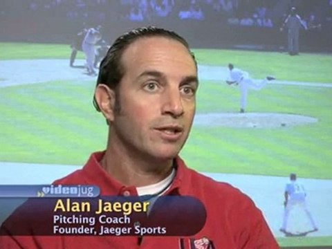 Playing Second Base In Baseball : What is the proper way for a second baseman to tag a base runner in baseball?