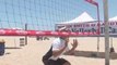 Blocking In Beach Volleyball : How is 'blocking' executed in beach volleyball?