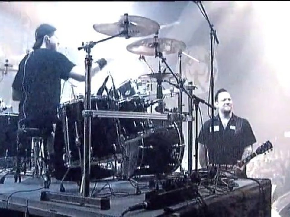 Volbeat - Guitar Gangsters & Cadillac Blood