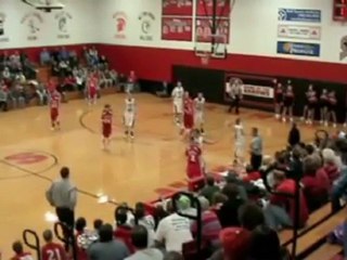 Orta sahadan son saniye basketi