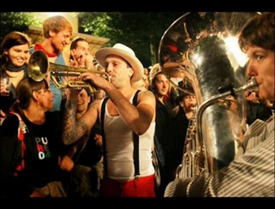 Antwerp Gipsy Ska Orchestra - Artık Sevmeyeceğim