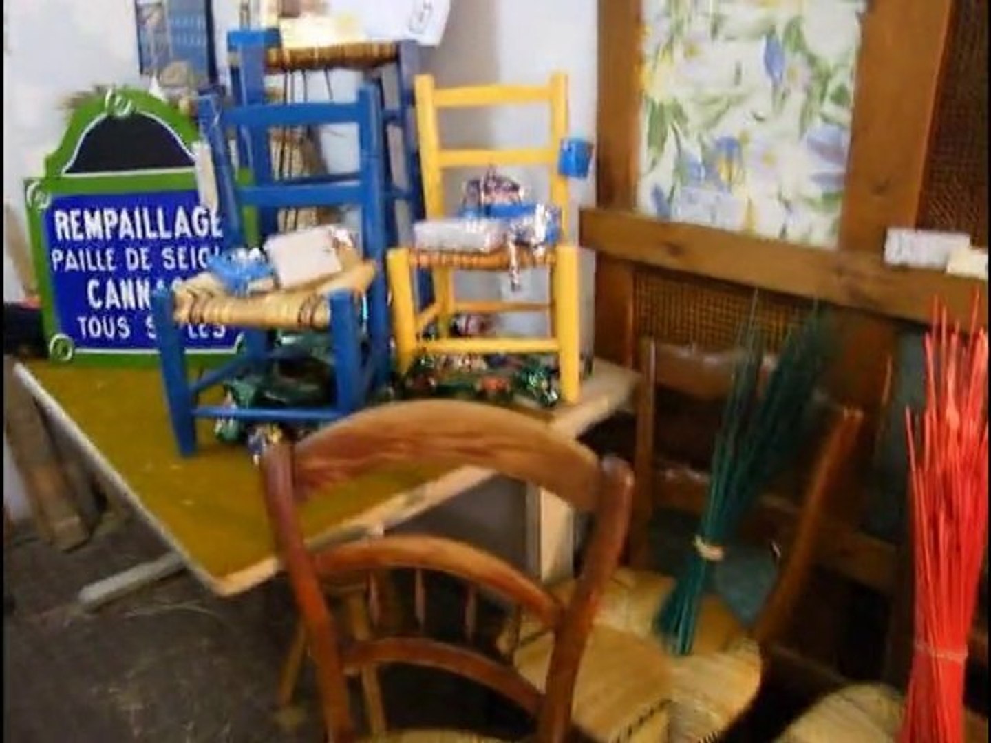 cannage rempaillage chaise verneuil sur avre 27130 eure devi - Vidéo  Dailymotion