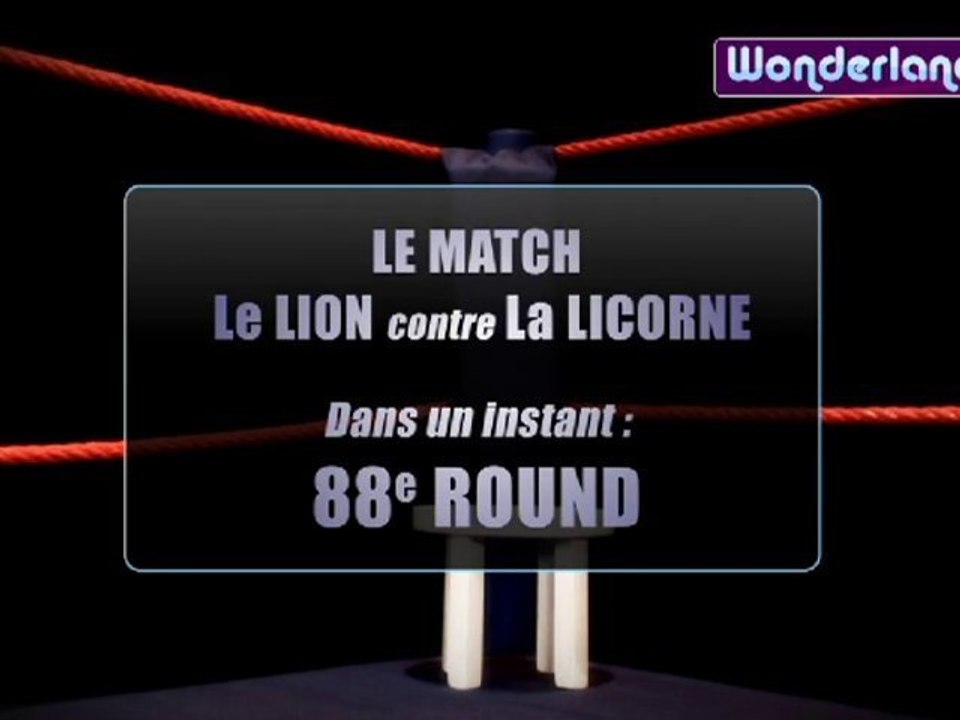 Lion vs Licorne - Extrait d'Alice, par Flash Marionnettes