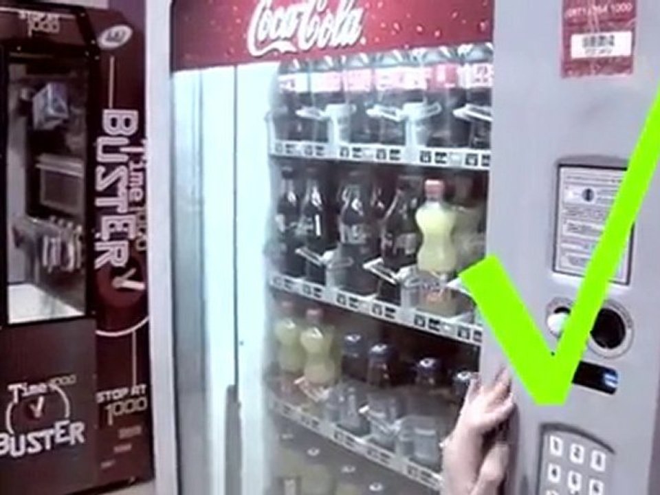 HOW TO HAVE A POST-APOCALYPTIC THEME PARTY