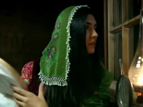 Tuba Büyüküstün 1_(yüreğine sor)Seni Unutamadım