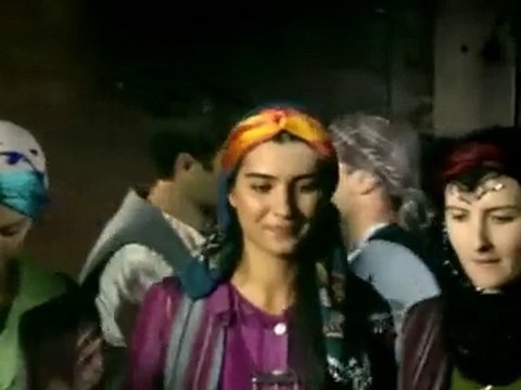 yüreğine sor _kız horonu