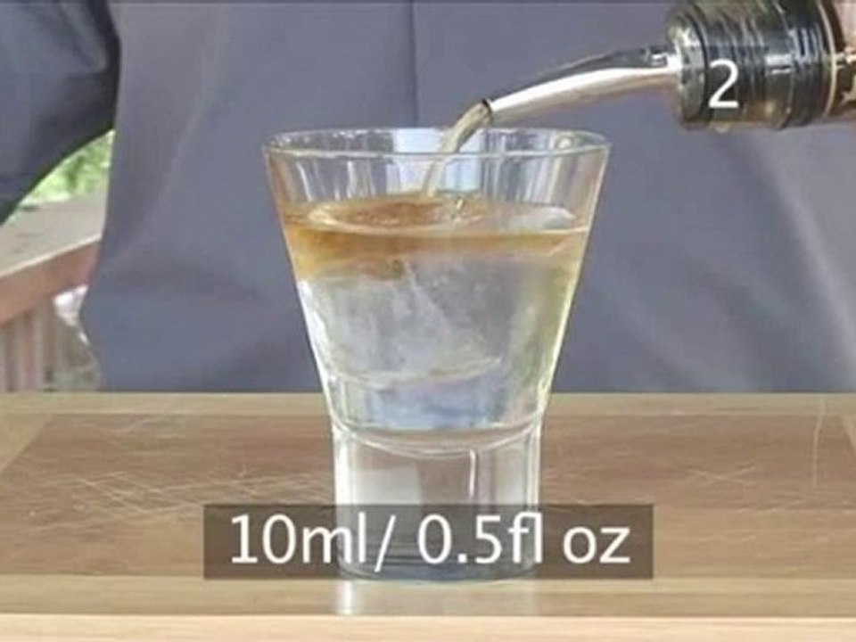 How To Make A Brandy Mint Float Cocktail