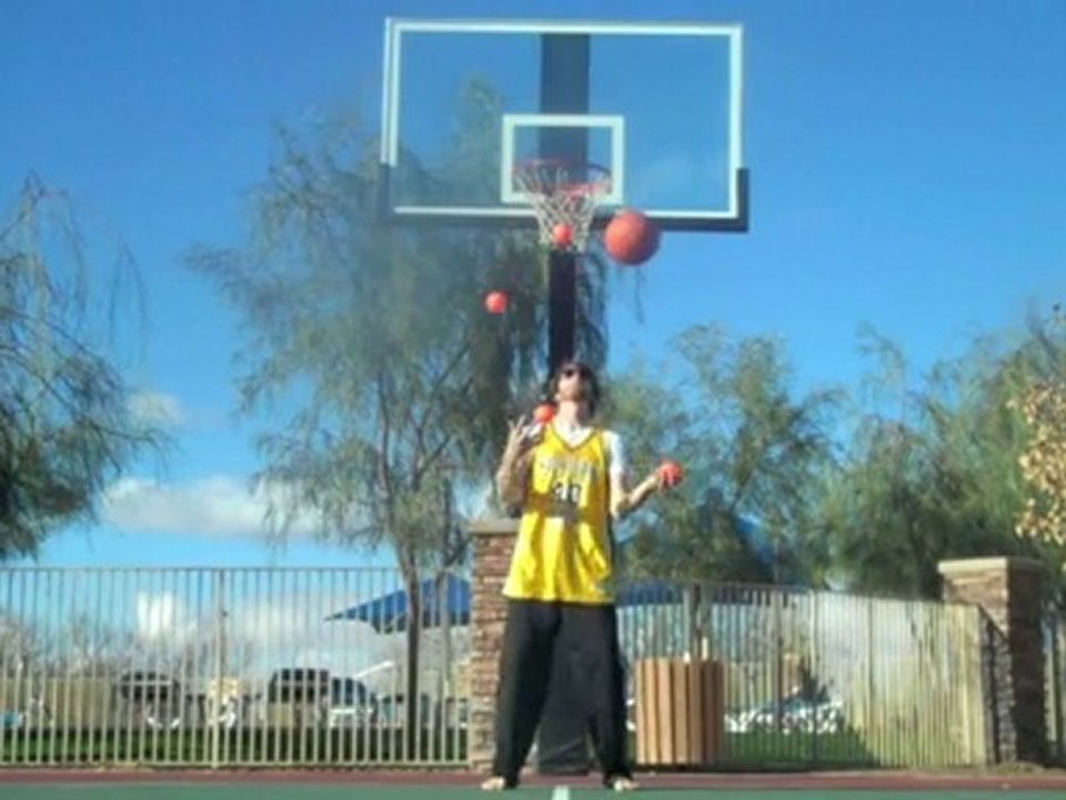 Bob and Trish - Trick Shot of the Month (January 2011)