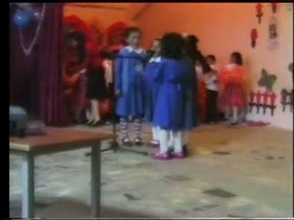 Deştiğin İlköğretim Okulu 23 Nisan 2010 Gece Programı 3