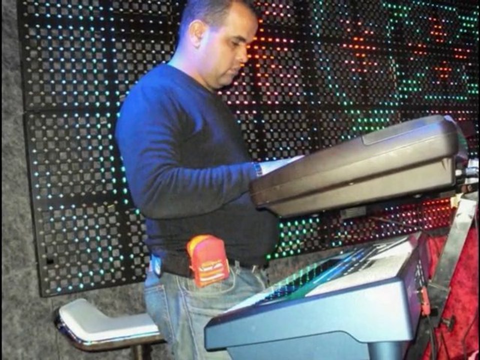 cheb hichem reveillon _ kharjatli ma sahbi