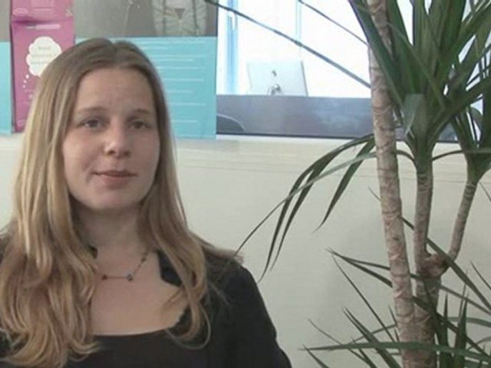 How To Tell Your Friends Your Parents Are Getting Divorced : How should I tell my friends my parents are getting divorced?