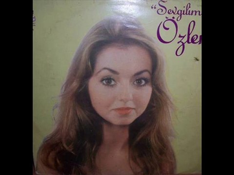 Özlem Uluğaşkun - Küçük Yaşta Aldım Sazı Elime