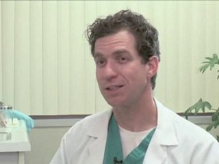 Signs Of Pregnancy : When should I see the doctor once I think I'm pregnant?