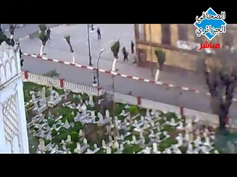 Emeutes En Algerie 2011