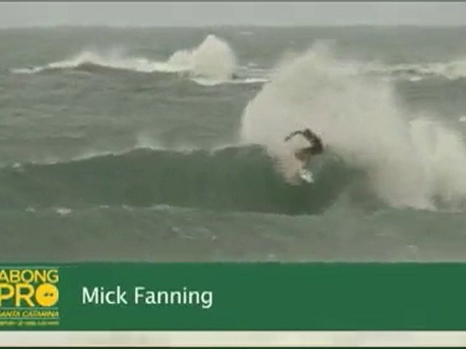 Taj Burrow, Kelly Slater and Mick Fanning - Mid Morning Highlights - Billabong Pro Santa Catarina 2010