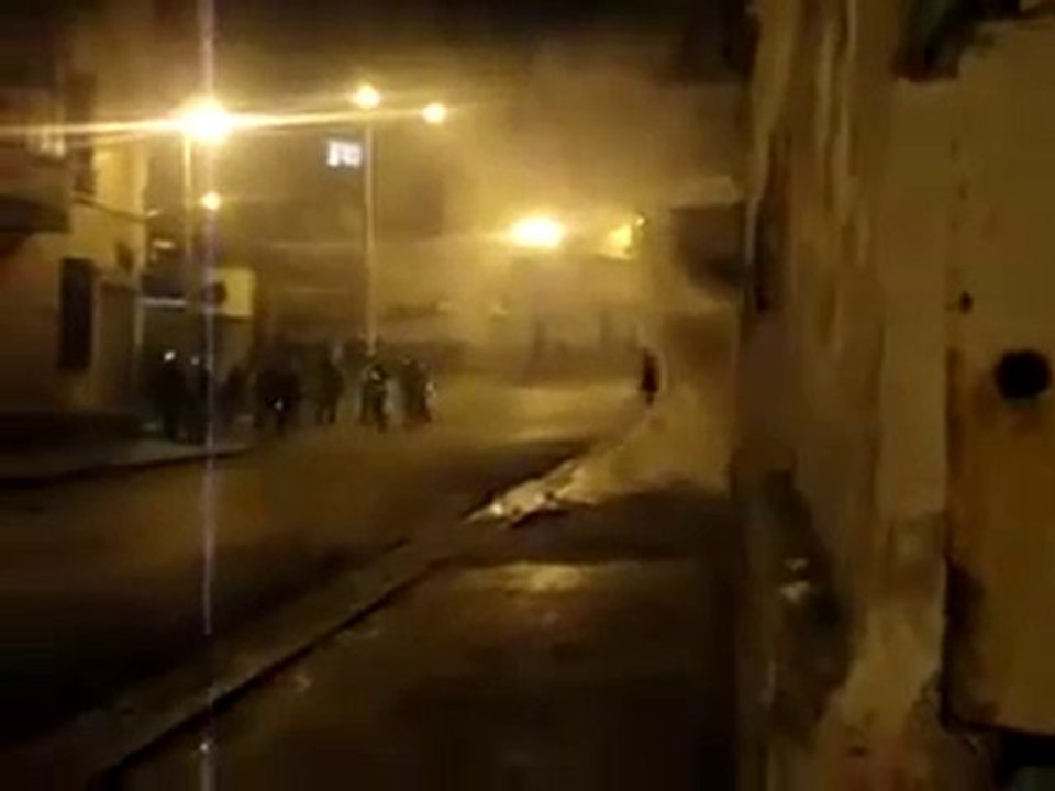 LES EMEUTES EN ALGERIE- bab el oued le 05_01_2011