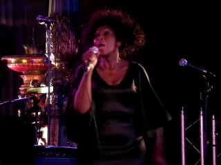 Concert live Liz Mc Comb