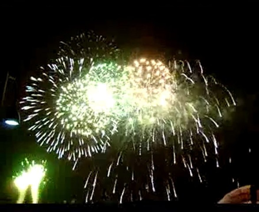 Feu d'artifice sur glace-Montréal 08.01.2011