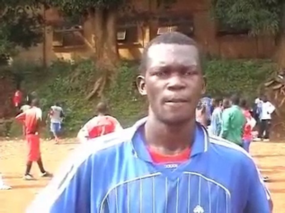 Emmanuel Bondol jeune footballeur camerounais de 17 ans