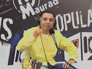 Jean-Luc Delarue en tournée dans les lycées avec son camping-car