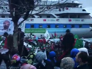 Ömer Karaoğlu--Şehit Tahtında ve Mavimarmara  :::tebo44:::