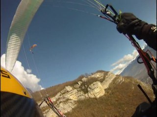 21 Nov 2010 U5 parapente caméra embarquée à St Hil