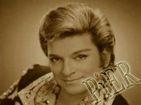 Zeki Müren - Dünya Yansa Yorganım Yok İçinde