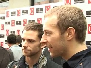 Amy Winehouse coins it in Brazil