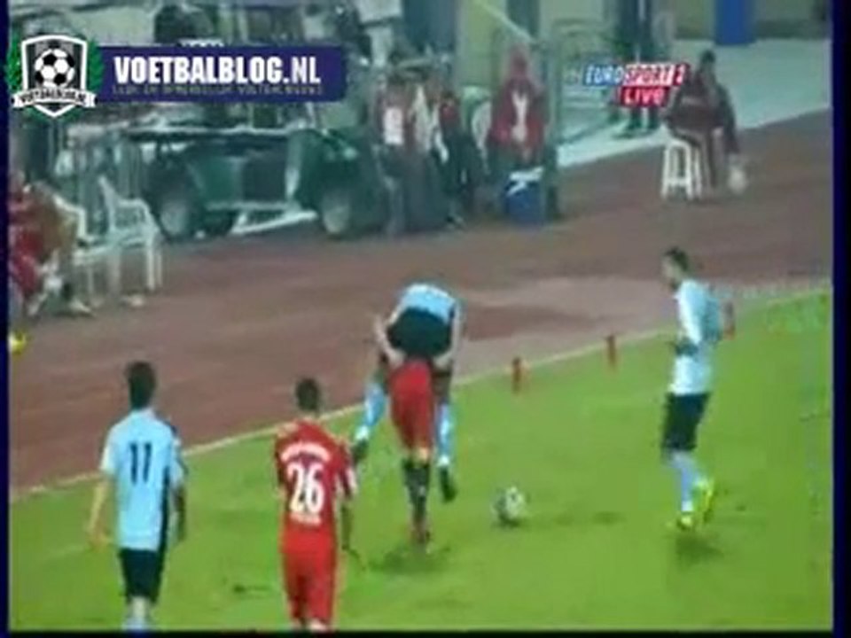 foot insolite Ribery joue au dada porte joueur sur le dos
