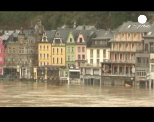 Inondations en Allemagne: la Moselle et le Rhin sous...