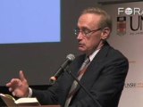 Bob Carr Considers Deniers of Climate Change a 'Danger'