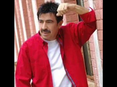 Ahmet Selçuk İlkan - Gözlerin Kal Diyor