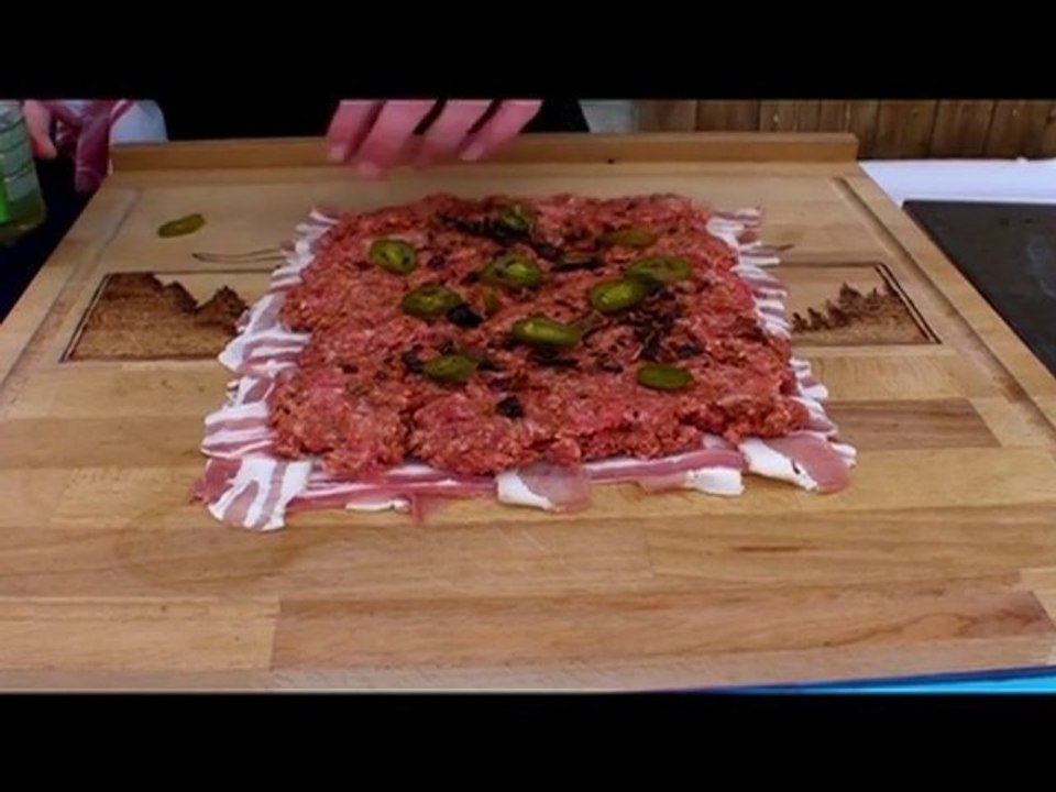 Bacon Bomb [Folge 17, Grill Season 2011]