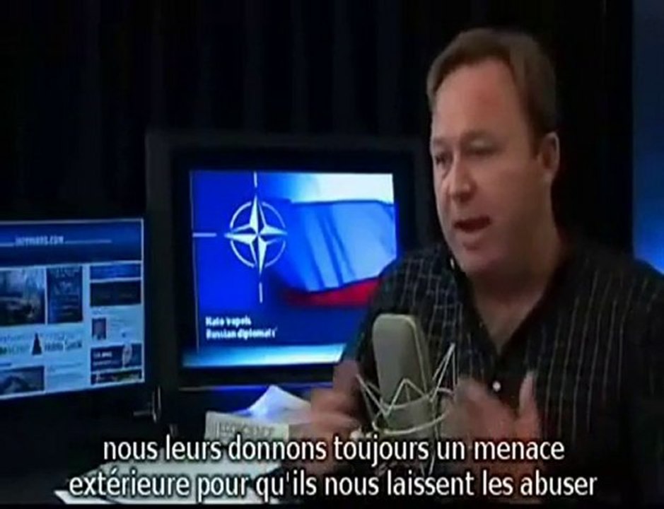 Alex Jones_ ils vous divisent pour régner S_T