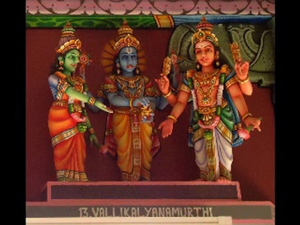 Sri Mourouga Kavadee Song by pcsprod974