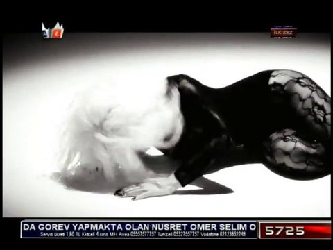 Gülşen - Dillere Düşeceğiz Seninle (2010) by Aluxton