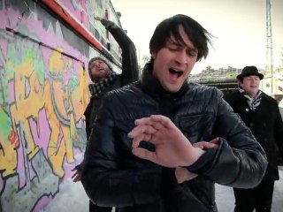 🎶 Die Dro­gen - Guten Tag | Offizielles Musikvideo jetzt ansehen