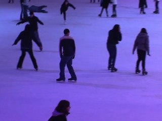 AXEL - LA PISTA DEL GHIACCIO DI ROMA, PATTINI