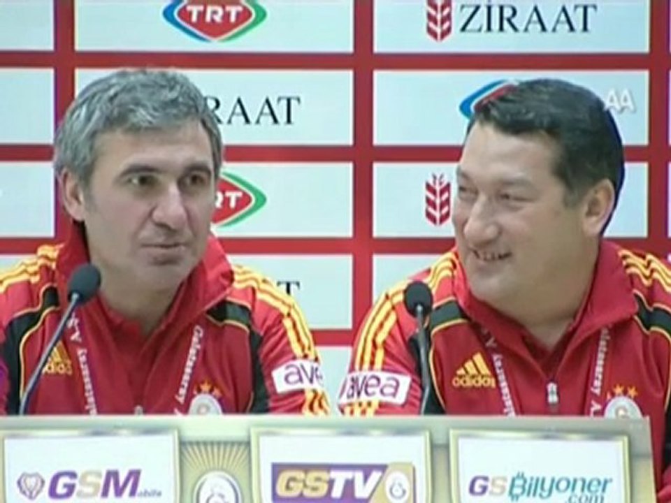 Hagi: "Böyle bir gecede güzel bir galibiyet aldık"